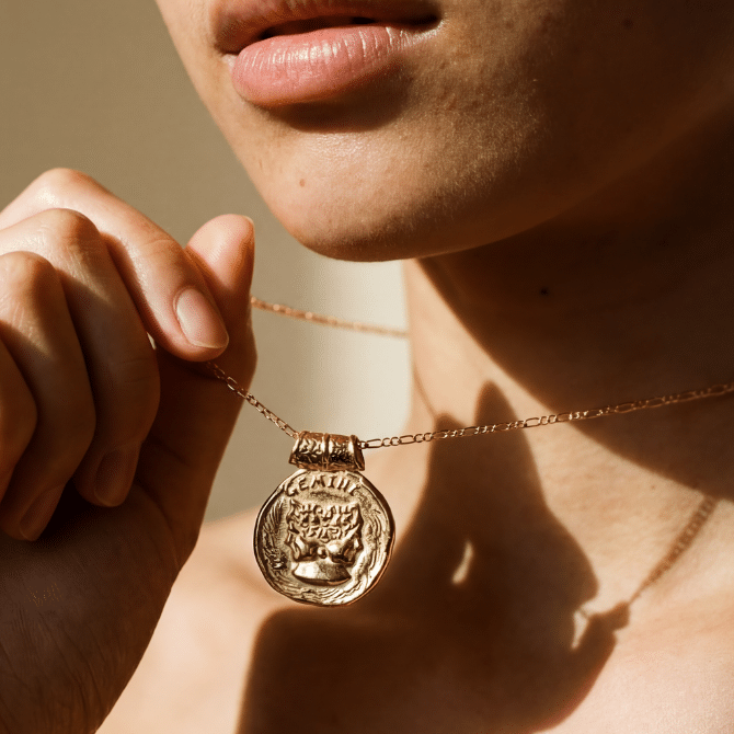 gemini-zodiac-necklace